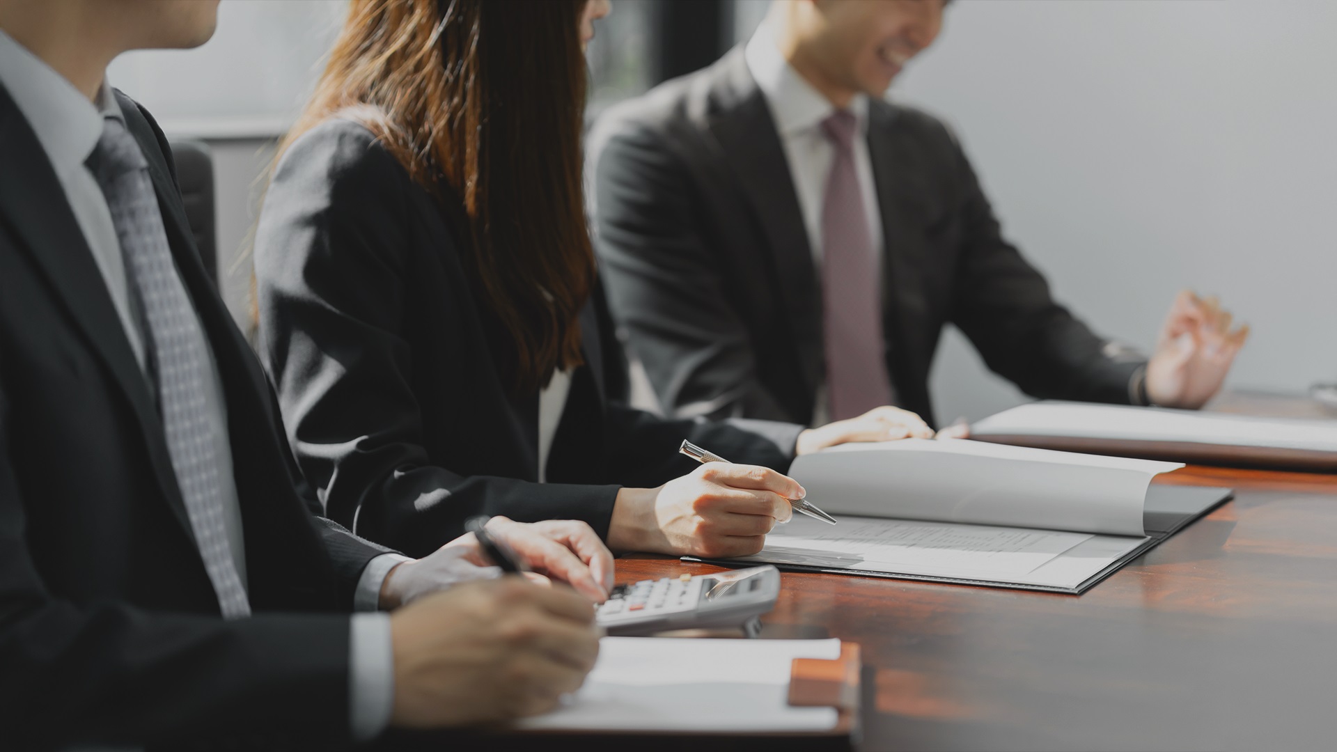 Choosing the right Fund Administrator: What to consider?